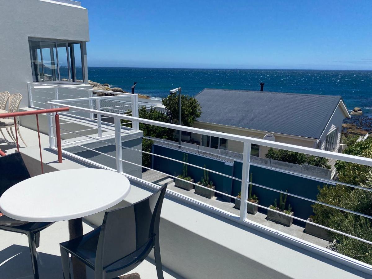 SPLASH Boutique Guesthouse Le Cap Extérieur photo
